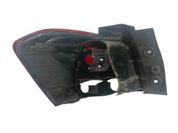 LANTERNA TRASEIRA DIREITA SPIN 2019/ BORDA VERMELHA (CANTO)