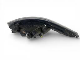 FAROL DIREITO ARGO CRONOS 2018 A  2023 C/LED