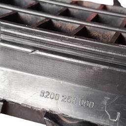 GRADE CENTRAL INFERIOR PARACHOQUE MEGANE 2007 2008 A 2013