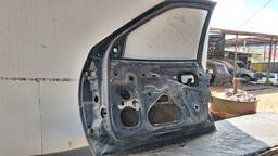 PORTA DIANTEIRA DIREITA VECTRA 1997 1998 A 2005