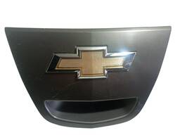 Moldura Maçaneta Tampa Traseira Spin 2013 a 2018 C/Botao