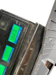 MOLDURA INFERIOR PORTA MALAS GM MERIVA 2003 A 2012