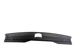 MOLDURA INFERIOR PORTA MALAS GM MERIVA 2003 A 2012