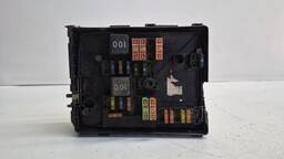 CAIXA FUSÍVEL VW JETTA 2009