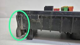 CAIXA FUSÍVEL VW JETTA 2009