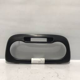 MOLDURA DO COMANDO DE AR CONDICIONADO STRADA 2025 100253284 