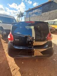 Tampa Traseira Fiat Mobi 2017 a 2025