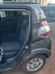 Recorte Lateral Traseiro Esquerdo Fiat Mobi 2025