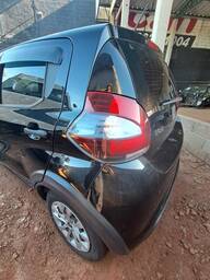 Recorte Lateral Traseiro Esquerdo Fiat Mobi 2025