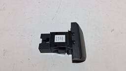 BOTÃO PISCA ALERTA CHEVROLET S10 2012 A 2016 