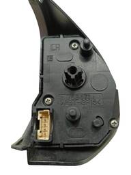 BOTAO COMANDO SOM ESQUERDO LANCER TRITON OUTLANDER 75B471