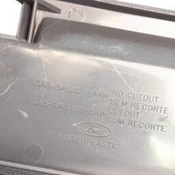 ACABAMENTO LATERAL TRÁS PORTA MALAS ESCORT LD