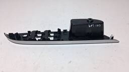 ACABAMENTO BOTÃO VIDRO ELÉTRICO DIANT ESQUER TRITON 2018/25