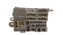 CAIXA FUSÍVEL TOYOTA HILUX 2015