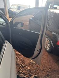 Porta Dianteira Direita HB20 2013 a 2019 Somente Porta