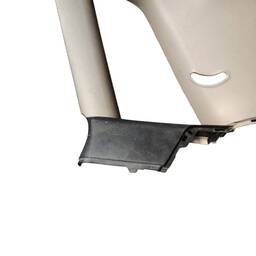 ACABAMENTO COLUNA TRASEIRA DIREITA AUDI A3 99/06