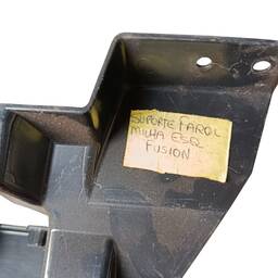 SUPORTE FAROL MILHA ESQUERDO FORD FUSION 13/17