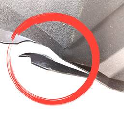 ACABAMENTO COLUNA TRASEIRA DIREITA ONIX 2014