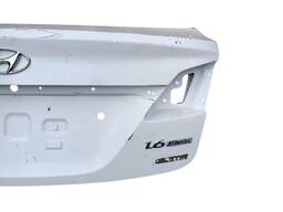 TAMPA TRASEIRA HB20 SEDAN 2013 2014 A 2019 C/ FURO CILINDRO