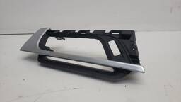 MOLDURA DIFUSOR ESQUERDO BMW X1 2016 A 2022