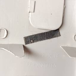 ACABAMENTO COLUNA DIANTEIRA ESQUERDA GM CORSA 1998 99 A 2002