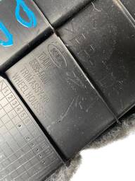 ACABAMENTO COLUNA TRAS/DIREI KIA CERATO 2014