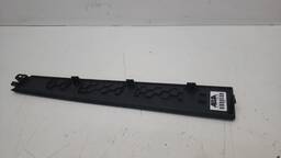 ACABAMENTO ESQUERDO PAINEL MB SPRINTER 2023 2024 2025