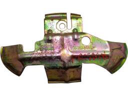 SUPORTE MACANETA PORTA TRAS. ESQ. PRISMA CELTA 2001 A 2014