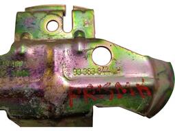 SUPORTE MACANETA PORTA TRAS. ESQ. PRISMA CELTA 2001 A 2014