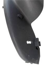 ACABAMENTO COLUNA TRASEIRA ESQ NISSAN MARCH 2012/2020