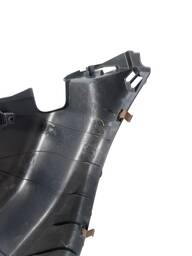 ACABAMENTO COLUNA TRASEIRA ESQ NISSAN MARCH 2012/2020