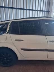 Porta Traseira Direita Megane Grand Tour 2007 a 2013