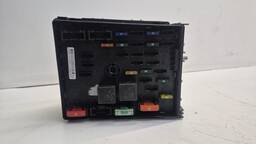 CAIXA FUSÍVEL AUDI Q3 2.0 2013 2014