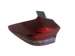 Lanterna Traseira Esquerda Tracker 2020 a 2025 (canto) C/Led