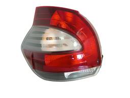 LANTERNA TRASEIRA ESQUERDA MOBI 2017/