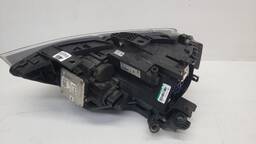 FAROL DIREITO AUDI Q3 2016 A 2019