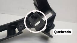 GUIA FAROL ESQUERDO AUDI Q3 2013 A 2019 COM DETALHE