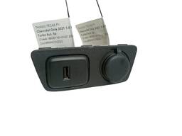 Moldura Entrada Usb Gm Onix 2021/