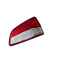 LANTERNA TRASEIRA ESQUERDA ECOSPORT 2013 A 2021 (MALA)