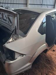 Recorte Lateral Traseiro Dir Fiesta Sedan 11/12 C/Detalhe