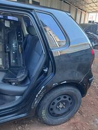 Recorte Lateral Traseiro Esquerd Volkswagen Polo 2008 a 2009