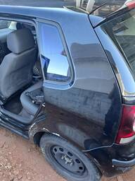 Recorte Lateral Traseiro Esquerd Volkswagen Polo 2008 a 2009