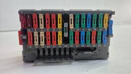 CAIXA FUSÍVEL PEUGEOT 406 1997 1998