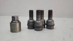 JOGO PARAFUSOS SEGREDO AUDI Q3 2.0 2013 A 2016