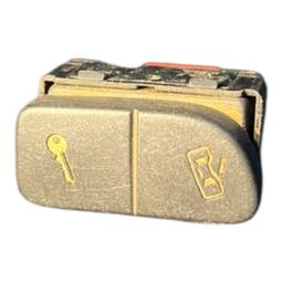 BOTÃO TRAVA PORTAS POLO 2003