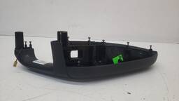 MOLDURA BOTAO TRASEIRO ESQUERDO AUDI Q3 2013 A 2017