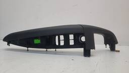 MOLDURA COMANDO DIANTEIRO ESQUERDO AUDI Q3 2013 A 2017