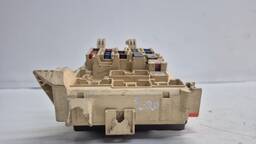 CAIXA FUSÍVEL TOYOTA COROLLA 1.6 1997 A 2001 COM DETALHE