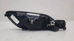 MAÇANETA INTERNA DIANTEIRA ESQUERDA AUDI Q3 2013 A 2016