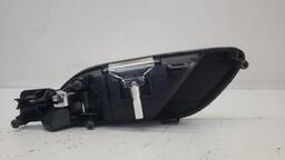 MAÇANETA INTERNA DIANTEIRA DIREITA AUDI Q3 2013 A 2016